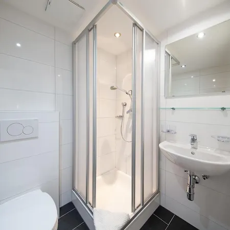 Kleewein By Interhome