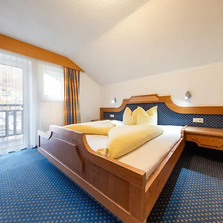 Kleewein - Soe215 Ferienhaus Sölden